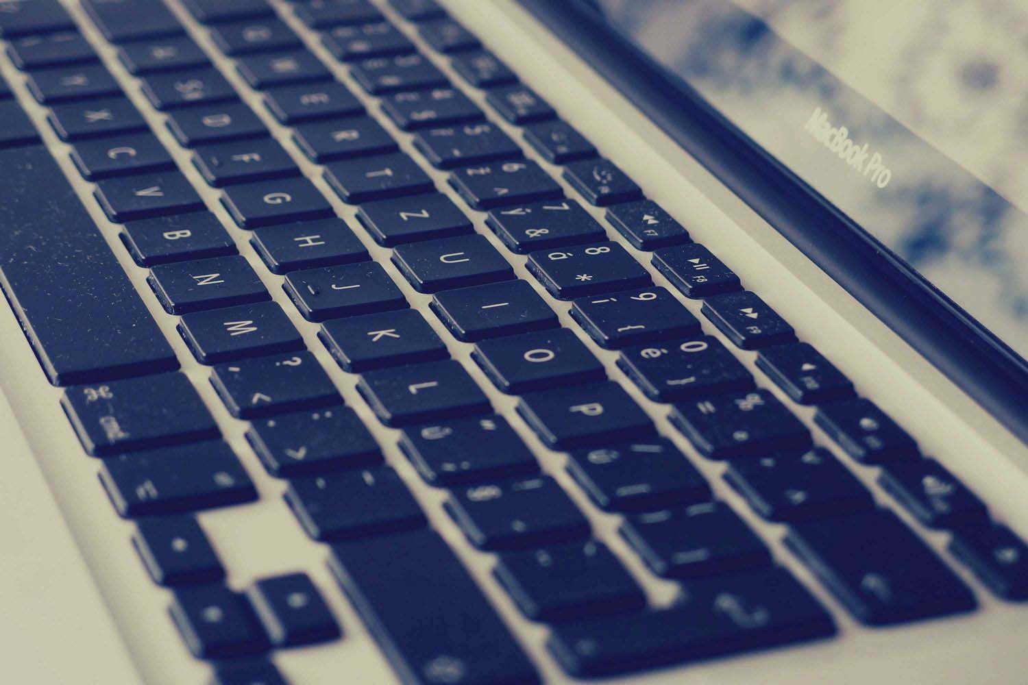 プログラミングが武器になる!世界の成功者4名
